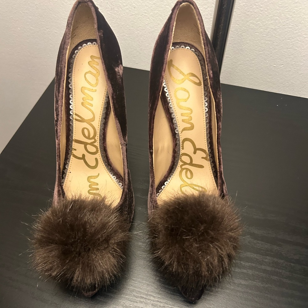 Sam Edelman Velvet Brown Pump - Never Worn